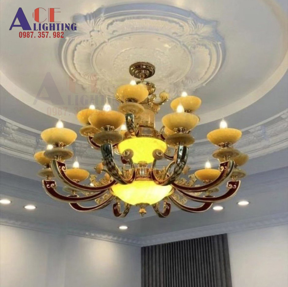 đèn trang trí tại hòa bình